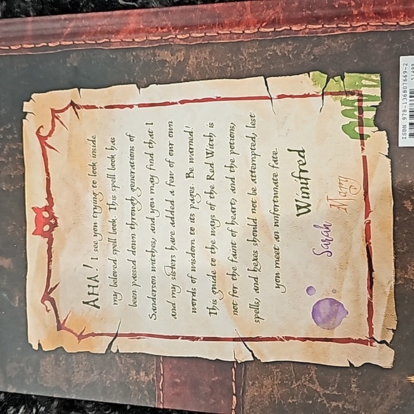 Disney Hocus Pocus Spell Book - Picture 5 of 5
